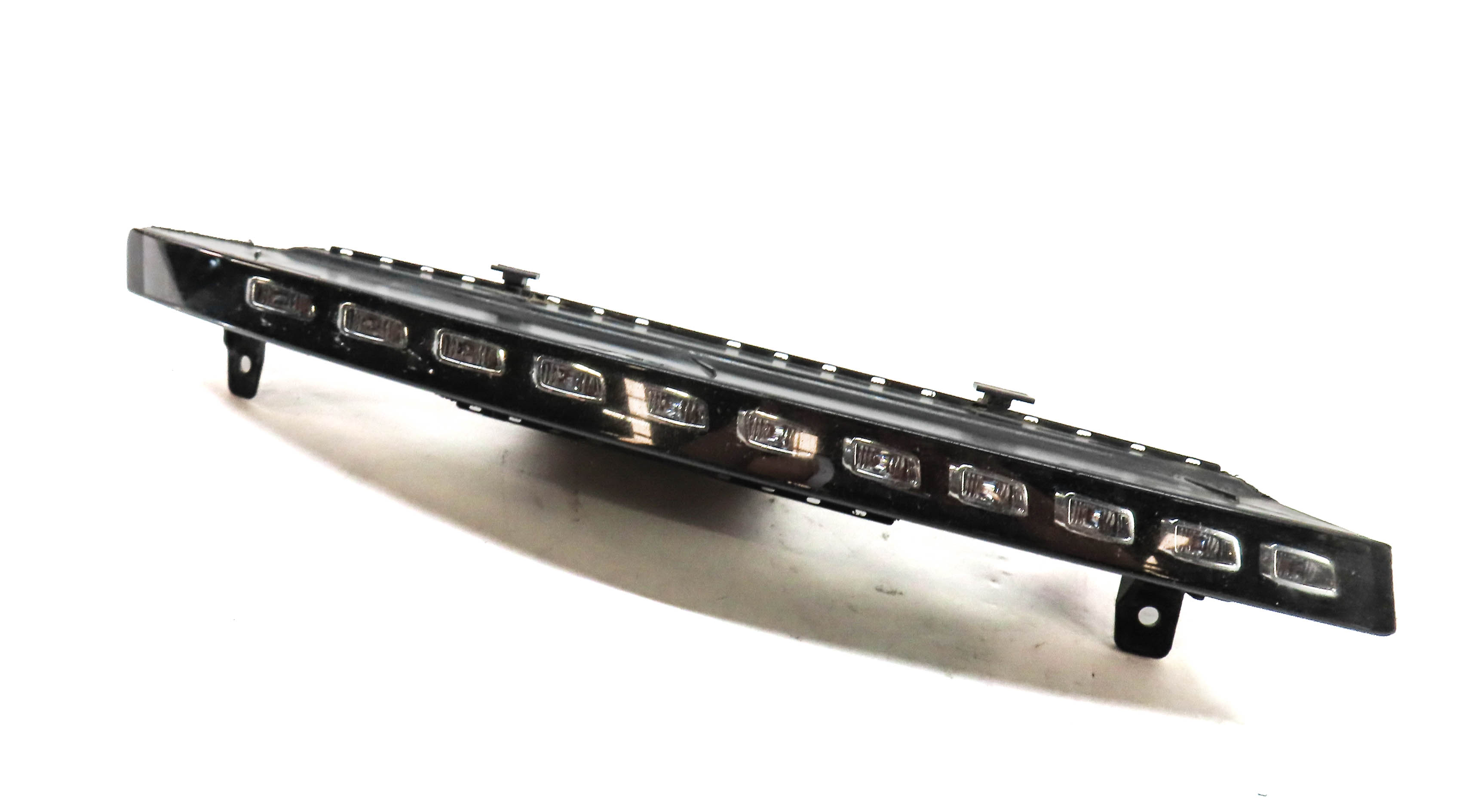 2010-2015 AUDI Q7 (4L) RIGHT FRONT PASSENGER TURN SIGNAL MARKER LIGHT LAMP (LED) — exact item pictured